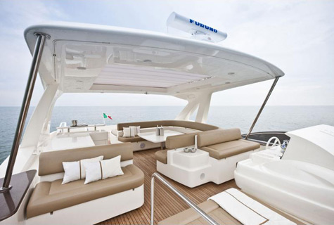 Ferretti 800