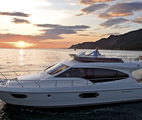 Ferretti 500